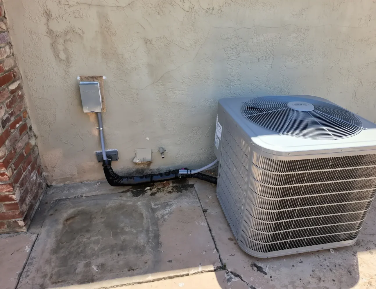 New HVAC condenser installed by Elite Mechanical Systems in Sacramento